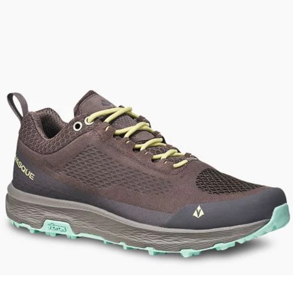 Vasque Women's Breeze LT Low hiking shoes with Vibram soles